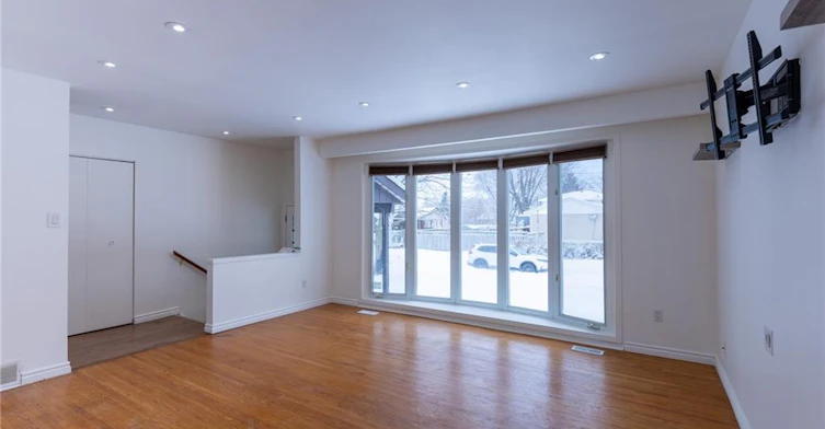 Main-1 Eldrid Court, Grimsby, ON, L3M 1Z1 - 5