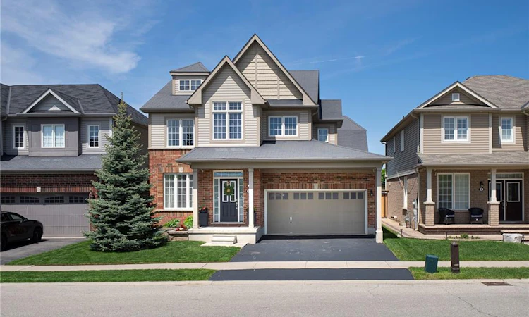 10 Bisset Avenue