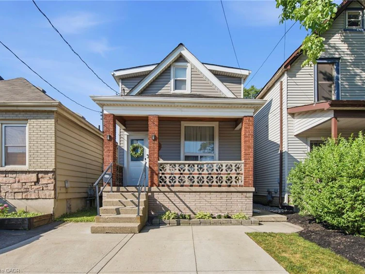 44 Whitfield Avenue, Hamilton, ON, L8L 4B6