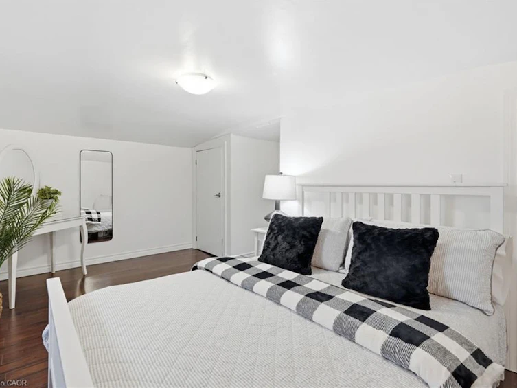 44 Whitfield Avenue, Hamilton, ON, L8L 4B6 - 23