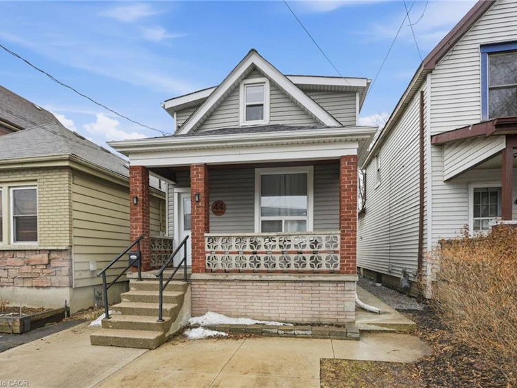 44 Whitfield Avenue, Hamilton, ON, L8L 4B6 - 2