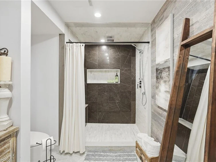 577 Harvest Road, Hamilton, ON, L9H 5K8 - 29