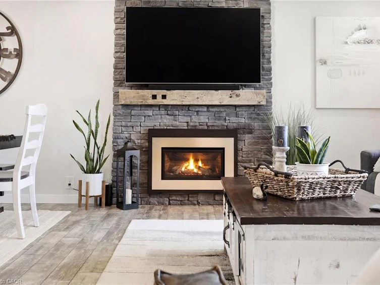 577 Harvest Road, Hamilton, ON, L9H 5K8 - 8