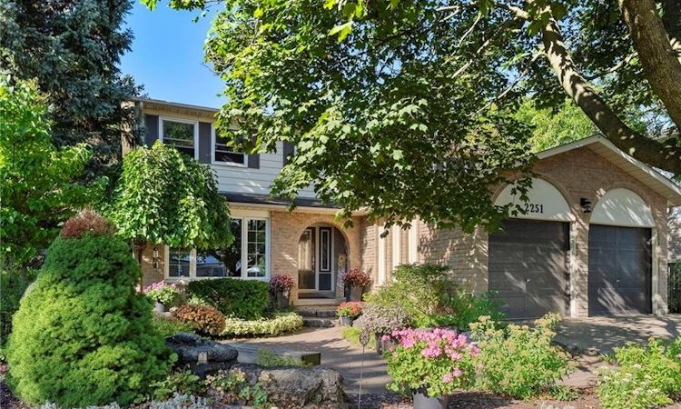 2251 Kirkburn Drive