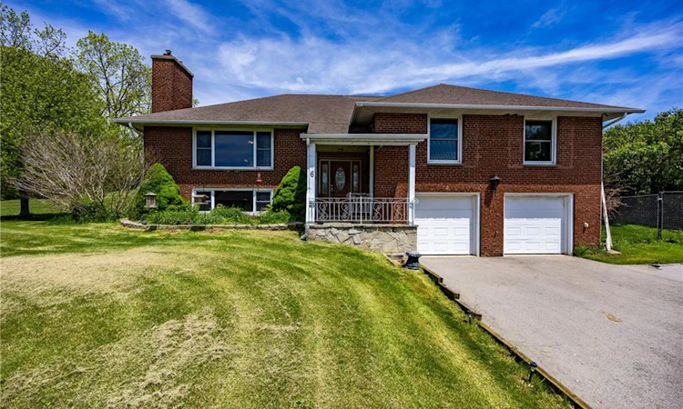 6 Dedrick Road