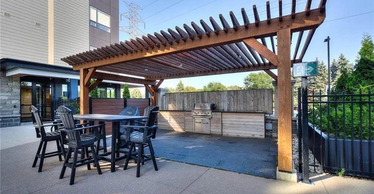 207-247 Northfield Drive E, Waterloo, ON, N2K 0H1 - 8
