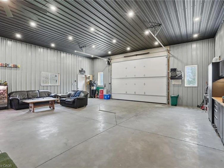 8951 Silver Street, West Lincoln, ON, L0R 1E0 - 32