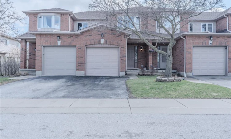 2-171 Highbury Drive
