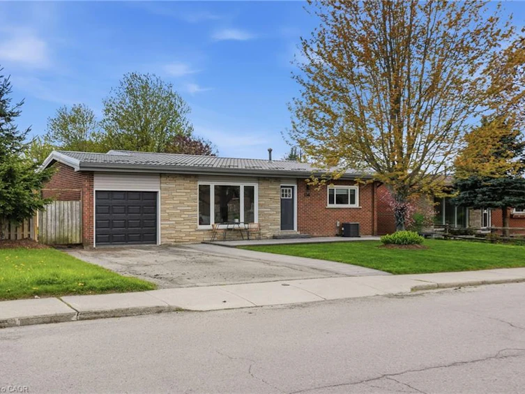 114 Luscombe Street, Hamilton, ON, L9A 2K1 - 2