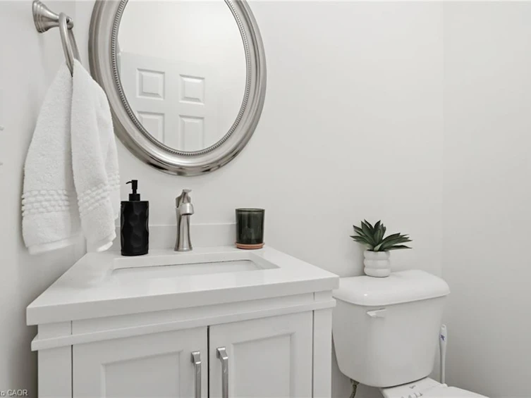 20 Commando Court, Hamilton, ON, L8B 0J6 - 19