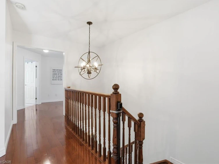 20 Commando Court, Hamilton, ON, L8B 0J6 - 21