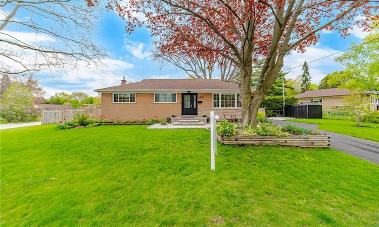1376 Royal Drive