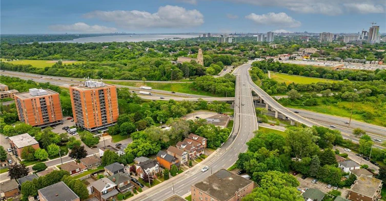 738 King Street W, Hamilton, ON, L8S 1J8 - 44