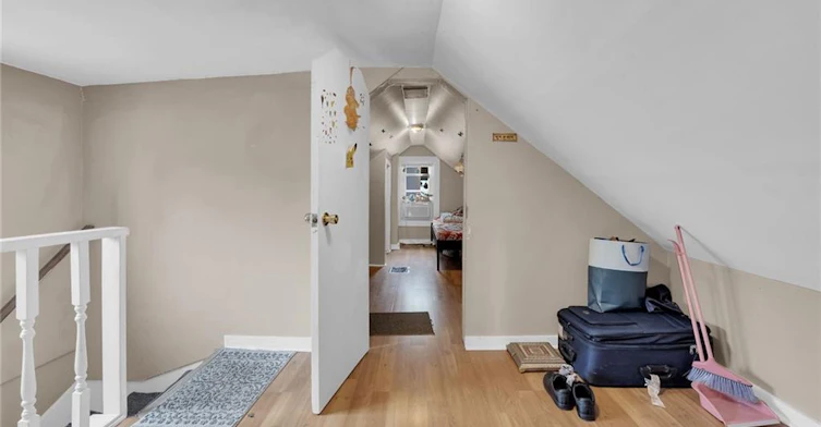 738 King Street W, Hamilton, ON, L8S 1J8 - 26