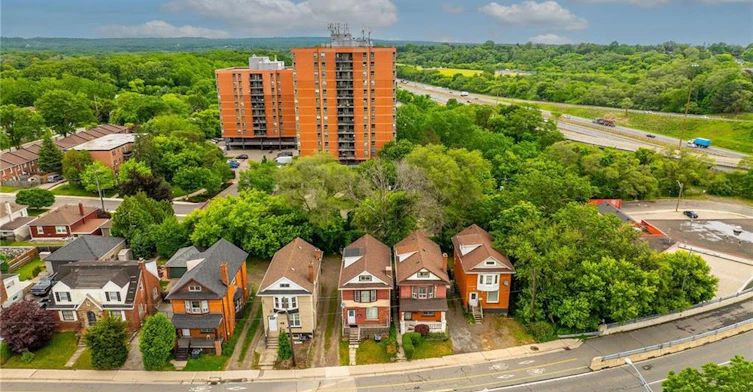 738 King Street W, Hamilton, ON, L8S 1J8 - 37