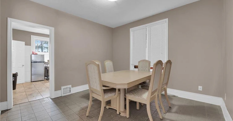 738 King Street W, Hamilton, ON, L8S 1J8 - 12