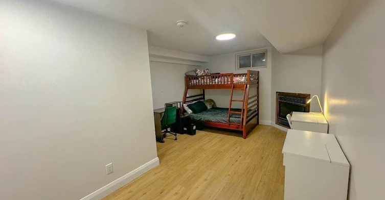 LOWER-22 Hebel Place, Kitchener, ON, N2G 3J4 - 9