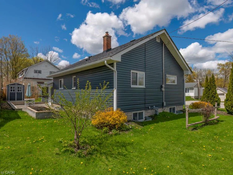111 Elizabeth Street W, West Grey, ON, N0G 1R0 - 11
