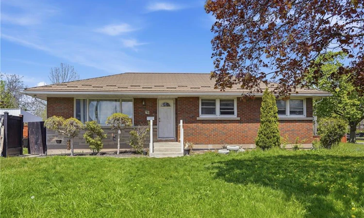 42 Sunnylea Drive