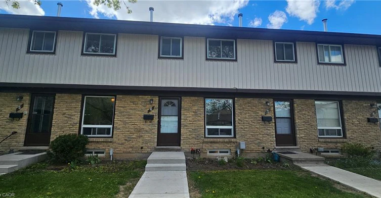 6-210 Glamis Road, Cambridge, ON, N1R 6L3