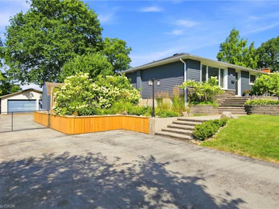 31 Algonquin Avenue - 2