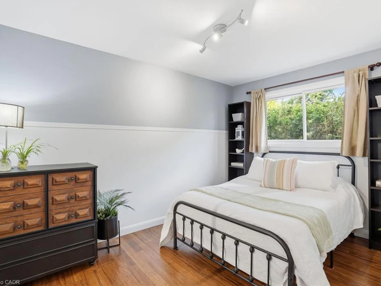 31 Algonquin Avenue, Hamilton, ON, L9H 7K9 - 21