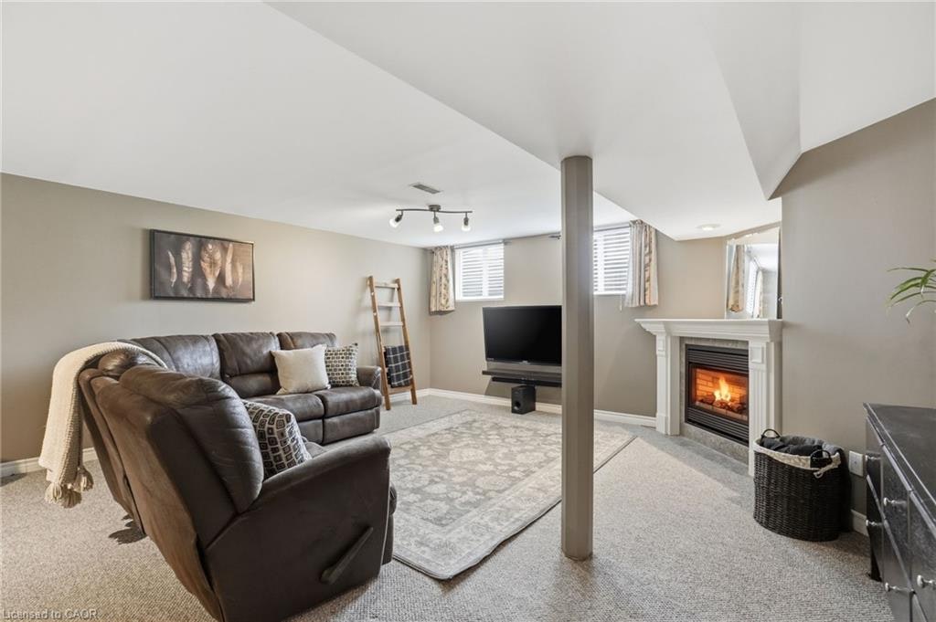 31 Algonquin Avenue, Hamilton, ON, L9H 7K9 - 30