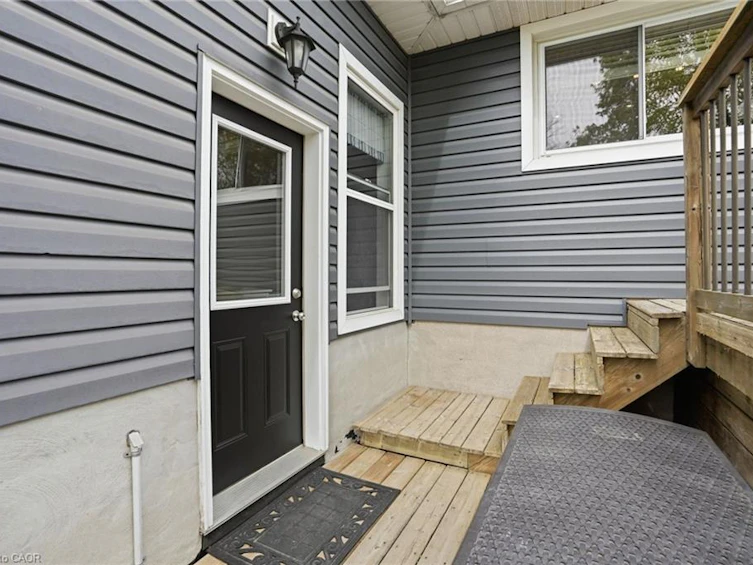 31 Algonquin Avenue, Hamilton, ON, L9H 7K9 - 35