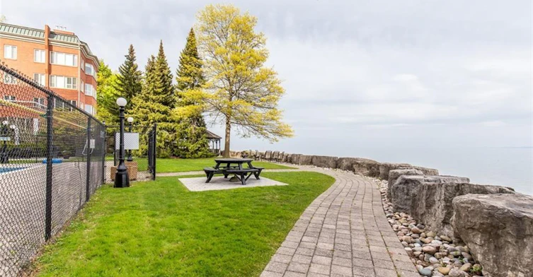 PH1-2210 Lakeshore Road, Burlington, ON, L7R 4J9 - 12