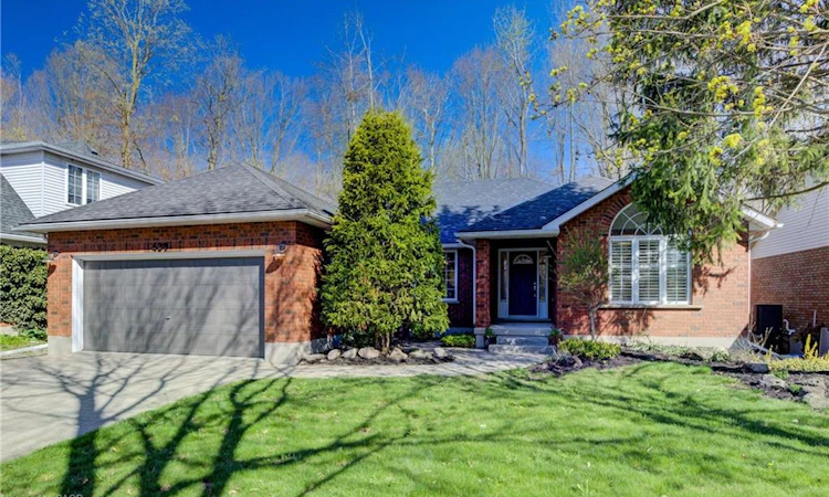 439 Northlake Drive