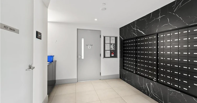 318-600 North Service Road, Hamilton, ON, L8E 0L2 - 33