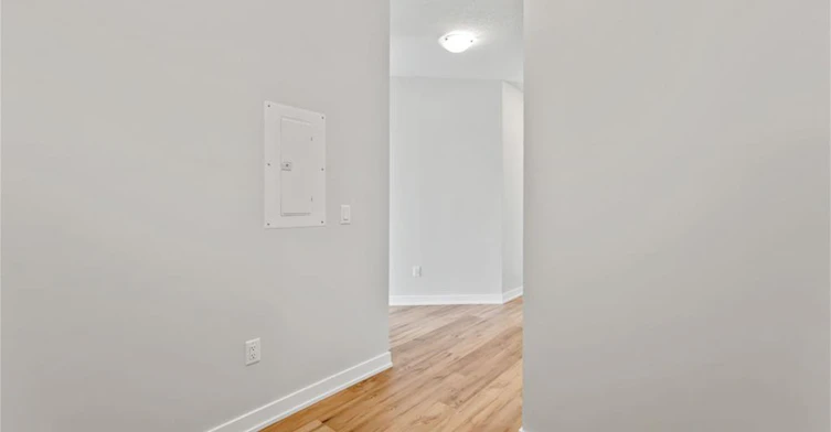 318-600 North Service Road, Hamilton, ON, L8E 0L2 - 13