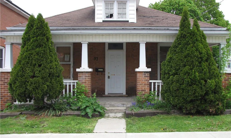 97 Kent Street N