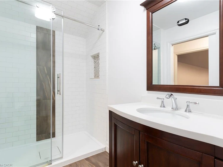 27 Elodia Court, Hamilton, ON, L9C 7R2 - 29