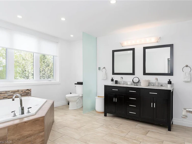 27 Elodia Court, Hamilton, ON, L9C 7R2 - 22