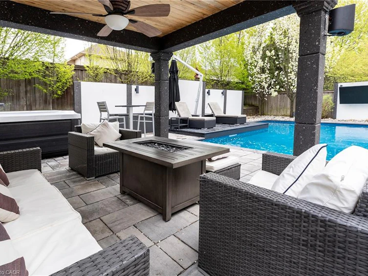 27 Elodia Court, Hamilton, ON, L9C 7R2 - 43