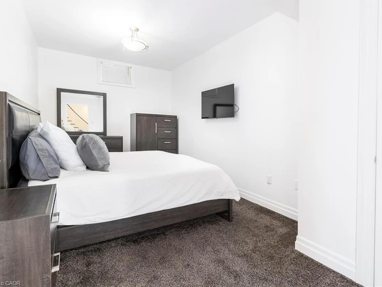 27 Elodia Court, Hamilton, ON, L9C 7R2 - 32