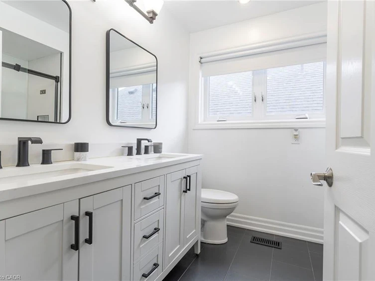 27 Elodia Court, Hamilton, ON, L9C 7R2 - 25