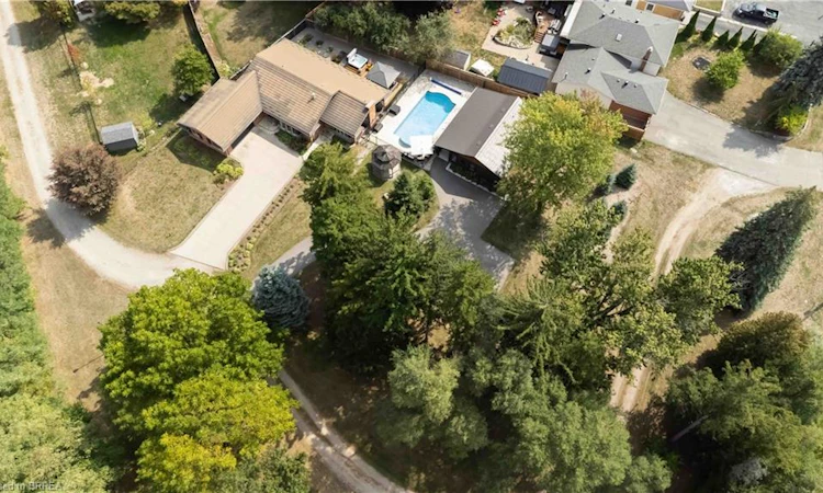 232 Paris Road