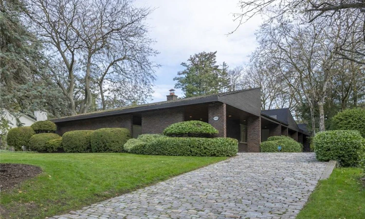 1168 Carey Road