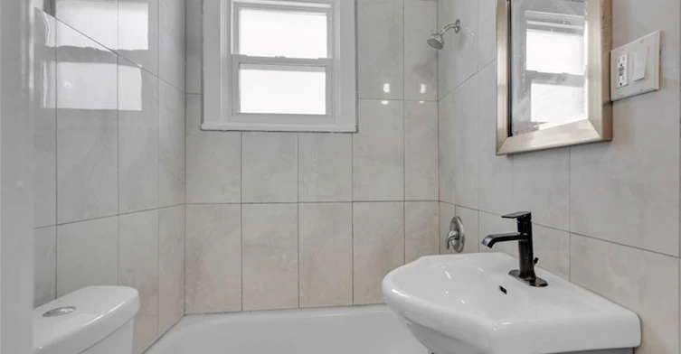 8-5 Fairholt Road, Hamilton, ON, L8M 2S9 - 13