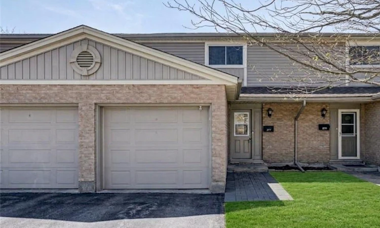 277 Pioneer Drive