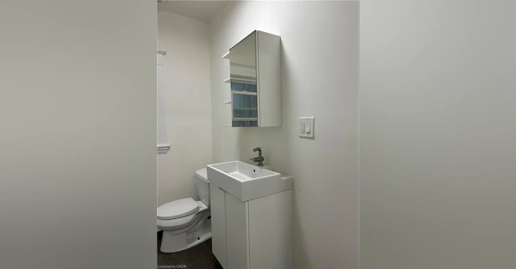 2-3 Balmoral Avenue S, Hamilton, ON, L8M 3J7 - 23