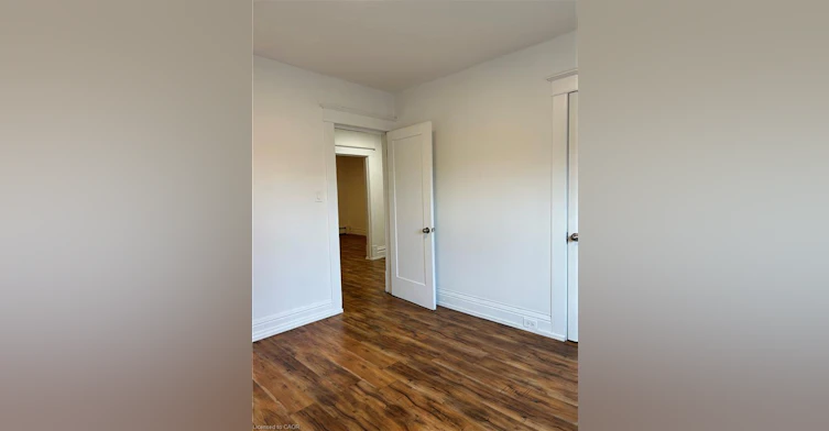 2-3 Balmoral Avenue S, Hamilton, ON, L8M 3J7 - 22