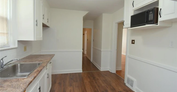 136 Glen Road, Hamilton, ON, L8S 3M9 - 15