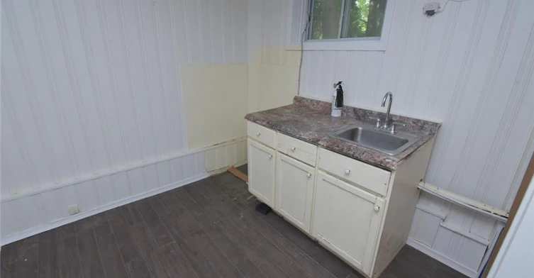 136 Glen Road, Hamilton, ON, L8S 3M9 - 36