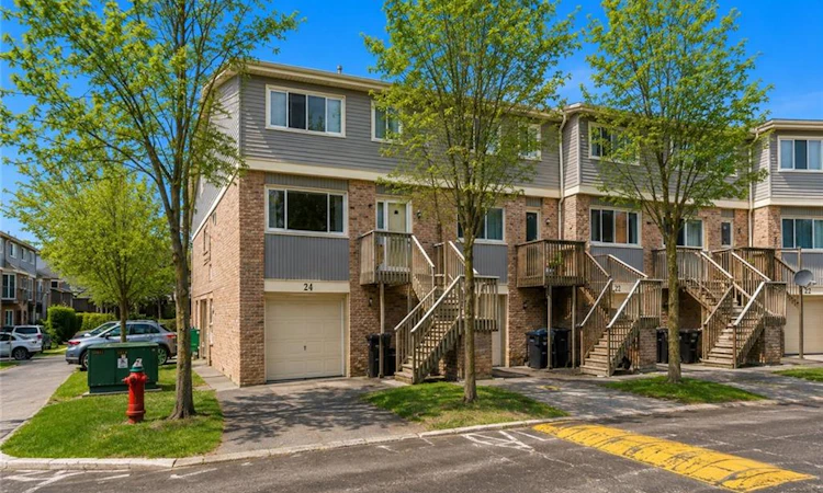 74-30 Green Valley Drive