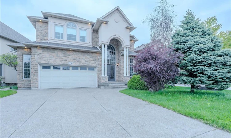 79 Moorland Crescent