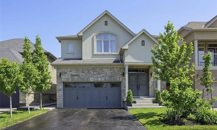 36 Pavilion Drive