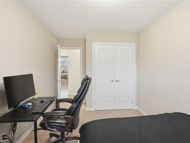 19 Mia Drive, Hamilton, ON, L9B 0K1 - 16